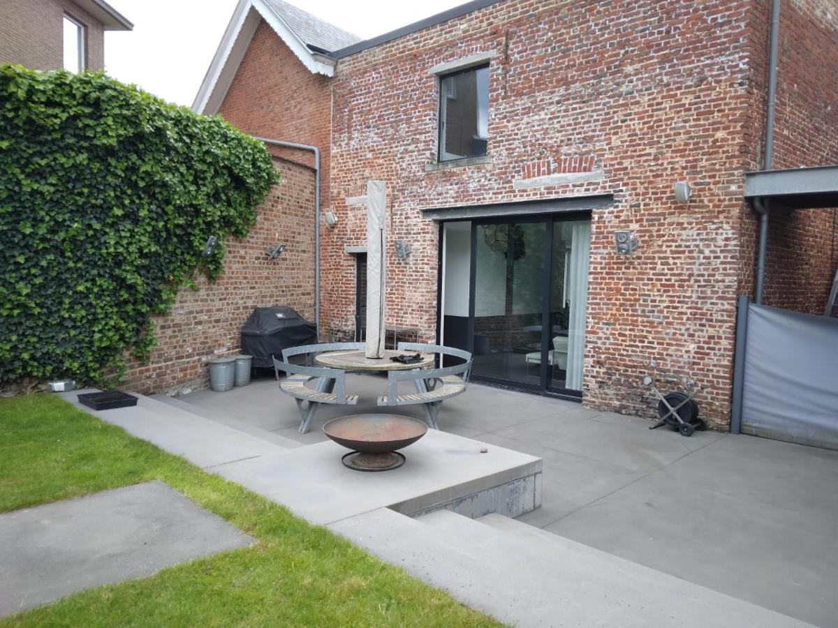 Gezellige Moderne Woning Met Zwemvijver Halle  Exteriér fotografie